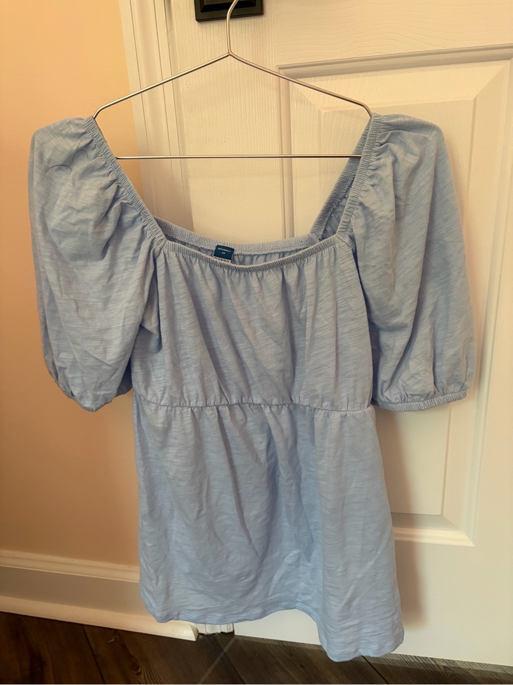 Old Navy Maternity Light Blue Puff Sleeve Tunic Top